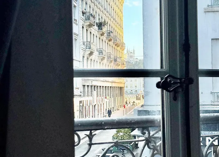 Art De Recevoir - Cocon Au Coeur De Avec Vue Sur Fourviere Apartment Lyon
